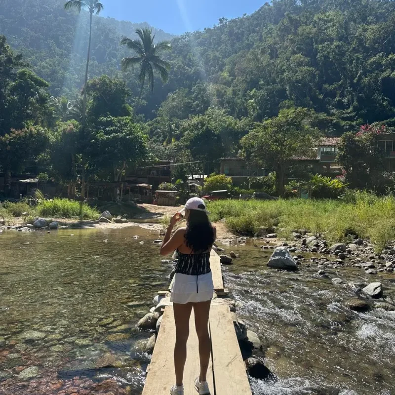 NakaweAdventures-JungleHiking-4